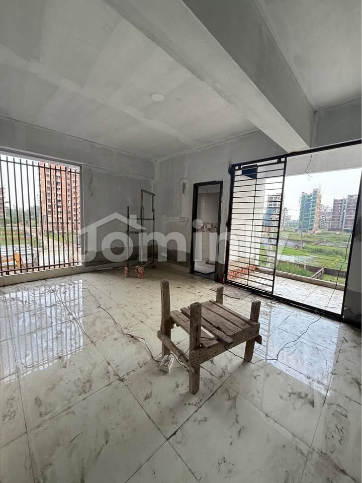 Luxury 2,320 Sq. Ft. Corner East-Facing 4-Bedroom Ongoing Apartment for Sale in Bashundhara R/A, Block K - 2