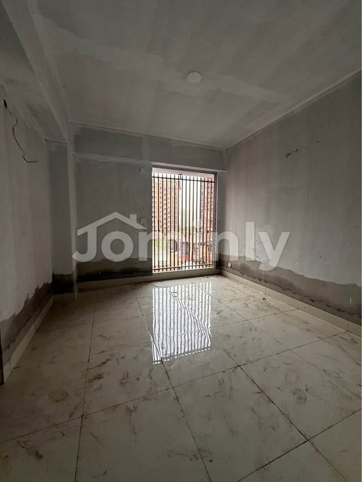 Luxury 2,320 Sq. Ft. Corner East-Facing 4-Bedroom Ongoing Apartment for Sale in Bashundhara R/A, Block K - 3