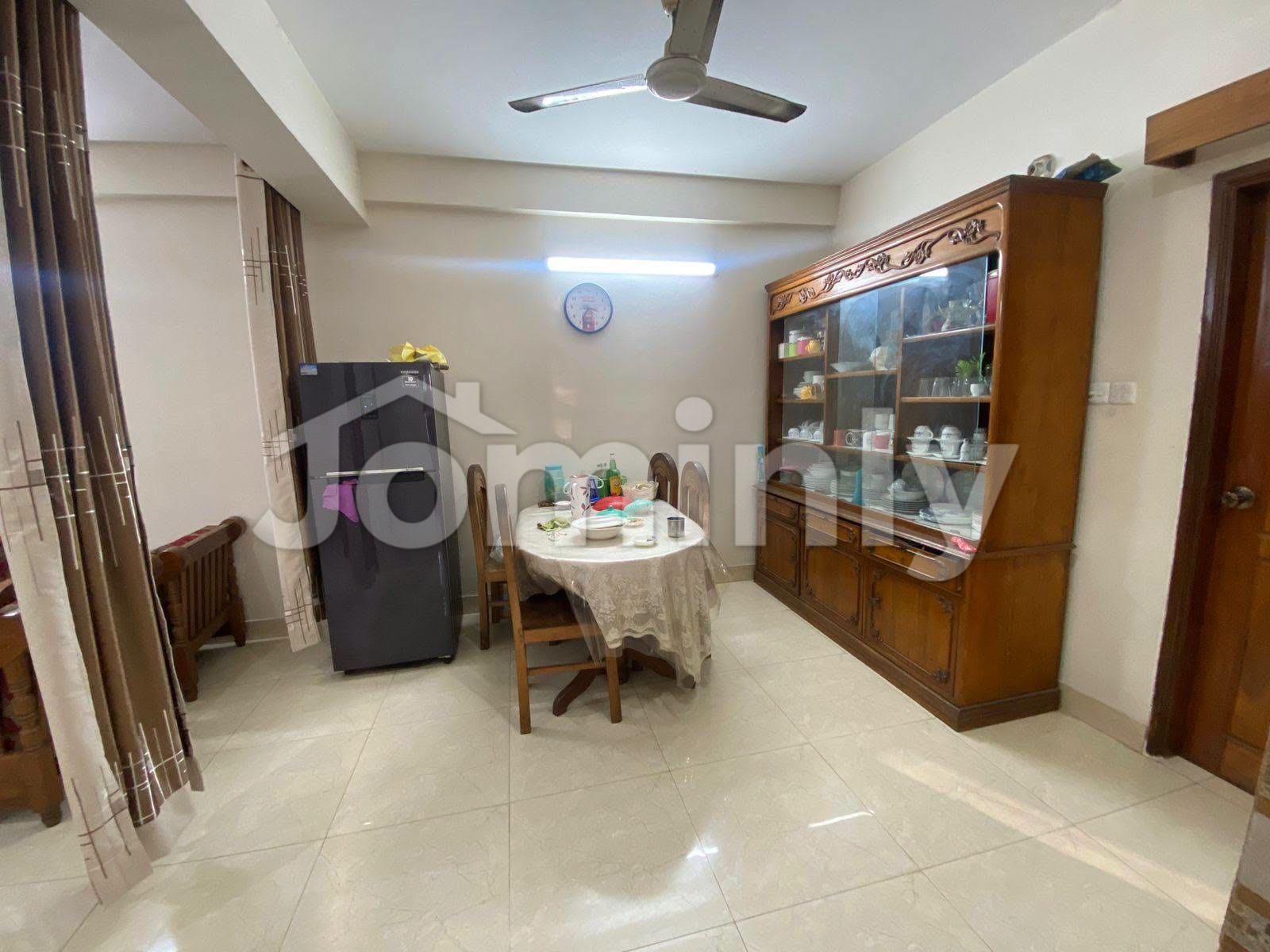 1400 SQFT South-Facing Apartment for Sale | Mohammadpur Future Town | 8th Floor (G+9 Building) | 4 Beds, 3 Baths & 3 Balconies | 2 Units Per Floor with Lift - 3