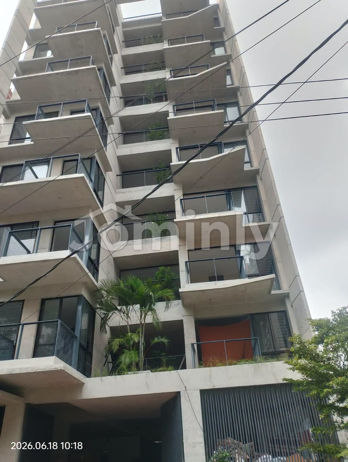 2050 SQFT Premium Ready (Almost) Semi Fair Face Single-Unit Apartment for Sale | 2nd Floor (Salable Only) | Block D, Bashundhara R/A | 4 Beds, 4 Baths & 3 Balconies - 5