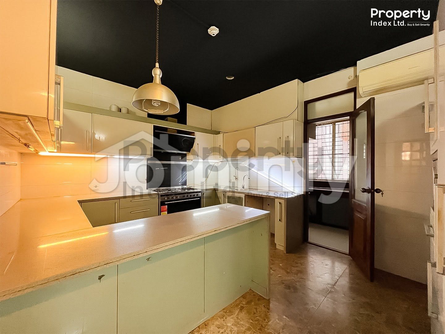 North-Facing Luxury Apartment for Sale in Gulshan-2 | Near North Gulshan Residential Area | 1st Floor with 4 Beds, 5 Baths, Titas Gas, and 2 Parking Spaces - 3