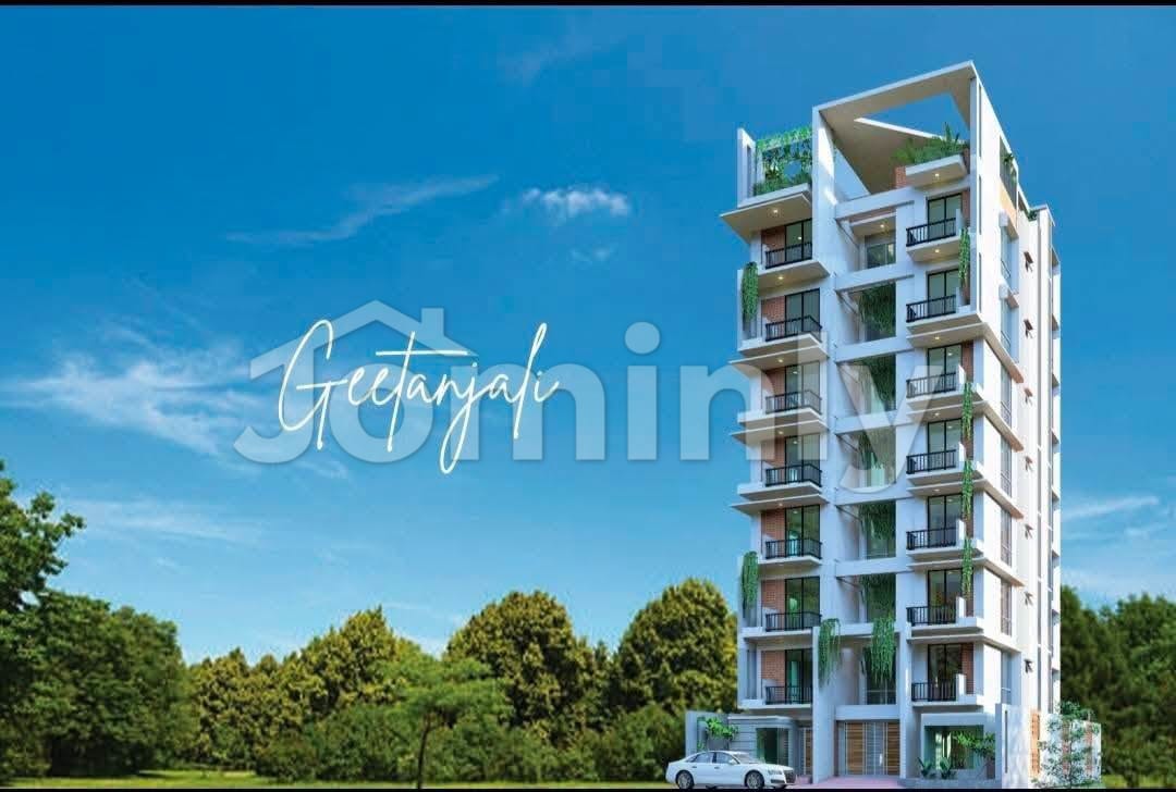 2040 SQ FT South-Facing Luxury Single-Unit Apartment for Sale | Bashundhara Block M | 1st Floor (Level-2) with 3 Beds, 3 Baths, Rooftop Garden, and Parking - 3