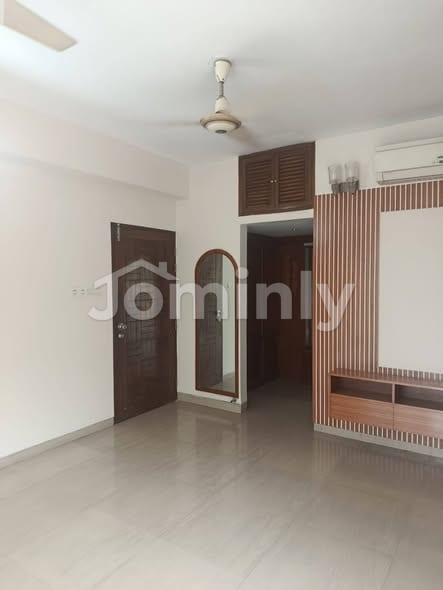 5336 SQ FT South-West Facing Luxury Single-Unit Lake View Apartment for Sale | Gulshan 2 | 4 Beds, 5 Baths, Rooftop Gym, Hall Room, and 2 Car Parkings
