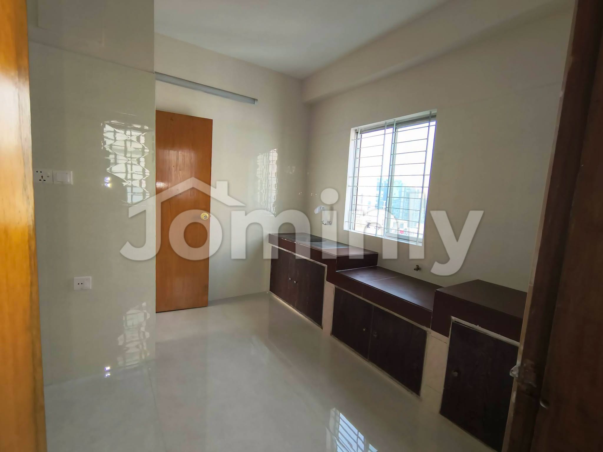 2200 SQ FT Used South-West Corner Single-Unit Residential Apartment for Sale | Uttara | 8th Floor (৯ তলা) with 3 Beds, 4 Baths, Titas Gas, Lift, and Parking - 3