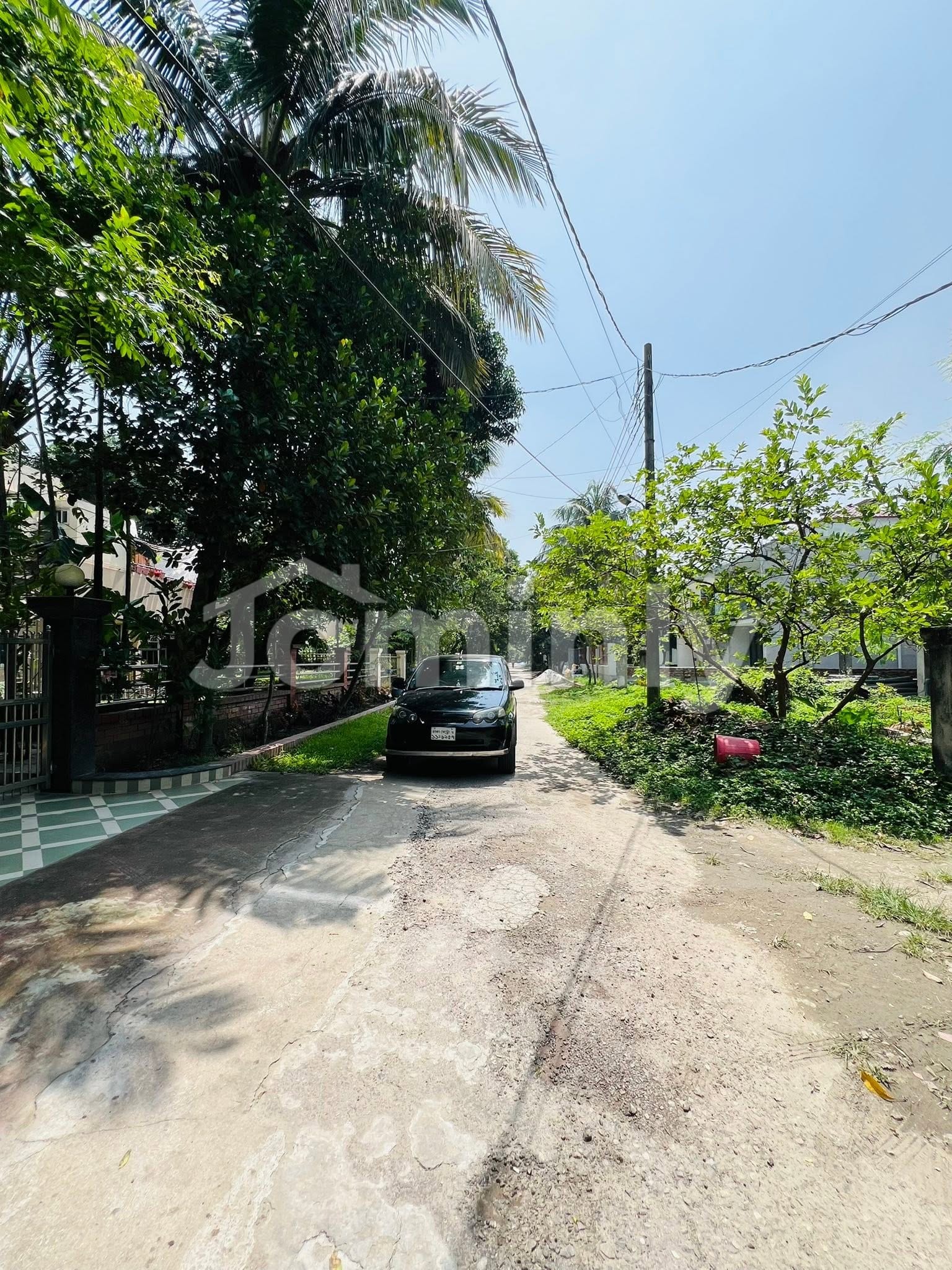 5 Katha South-Facing Corner-Like Plot with Luxury Duplex for Sale | Phase 1, Pink City | 5 Beds, 5 Baths, Dead-End Quiet Road with Lush Trees - 5