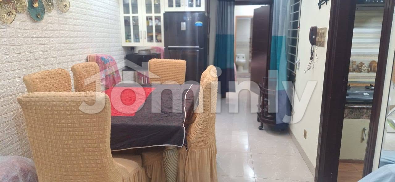 1245 SQ FT South-Facing Luxury Residential Apartment with Complete Interior Work for Sale | Block D, Bashundhara R/A | Double Unit Building on 30 FT Road with 3 Beds, 4 Baths, and 3 Balconies - 4