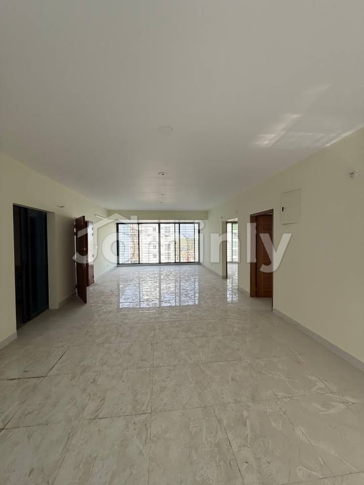 2,500 SQFT (232.26 SQM) Brand New Apartment for Sale | Bashundhara Residential Area Block K | 4th Floor | South Facing | Single Unit Floor