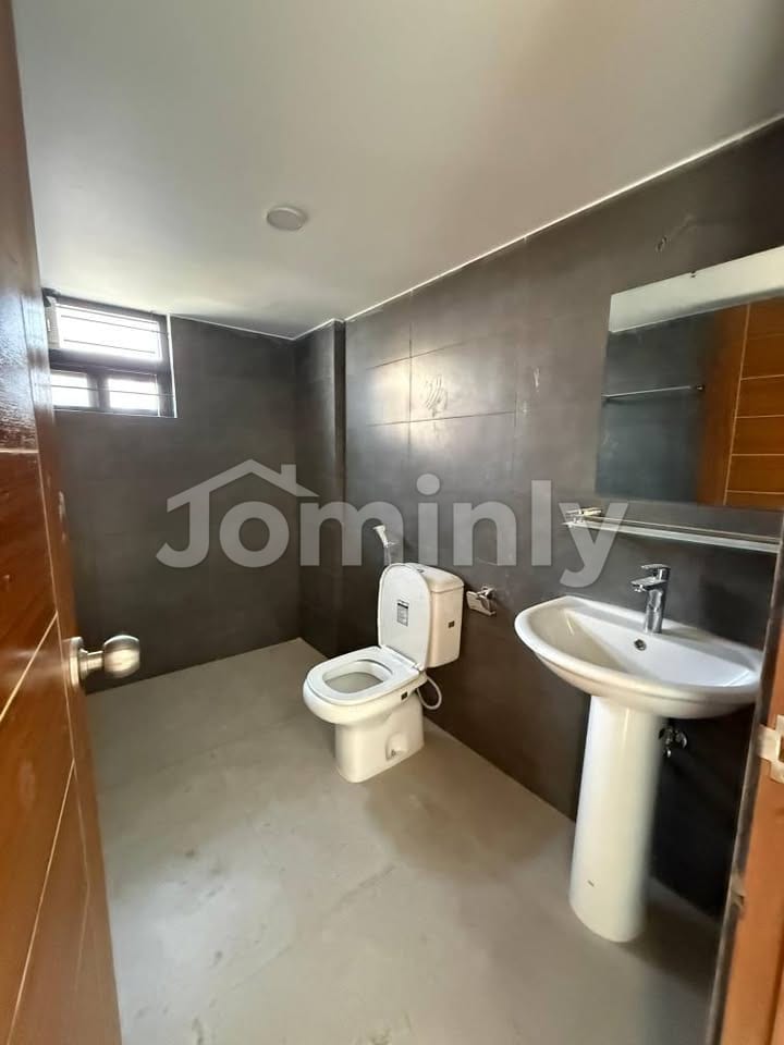 2,500 SQFT (232.26 SQM) Brand New Apartment for Sale | Bashundhara Residential Area Block K | 4th Floor | South Facing | Single Unit Floor - 3