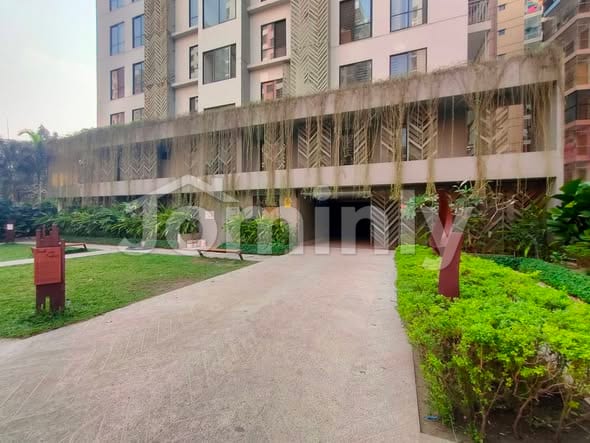 1280 SQ FT Ready South-Facing Residential Apartment for Sale | Lake City Concord | 10th Floor (১১ তলা) with 3 Beds, 3 Baths, and 2 Balconies - 2