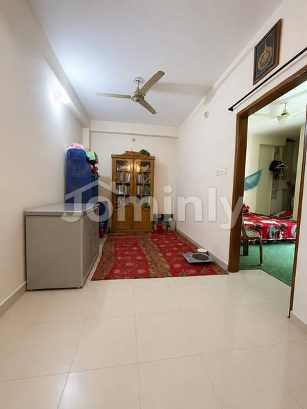 650 SQ FT Used South-Facing Bright & Airy Residential Apartment for Sale | Mirpur-12, Near Eidgah Maidan | 1st Floor (২য় তলা) with 2 Beds, 2 Baths, Titas Gas, and Bank Loan Facility