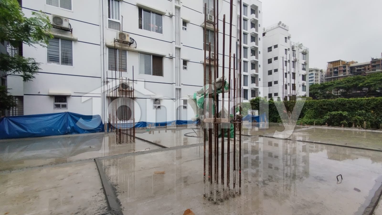 2050 Sqft Brand New Ongoing South-Facing Flat for Sale | Block I, Basundhara R/A | 4 Bed, 4 Bath, 4 Balcony, Lift & Parking Included - 3
