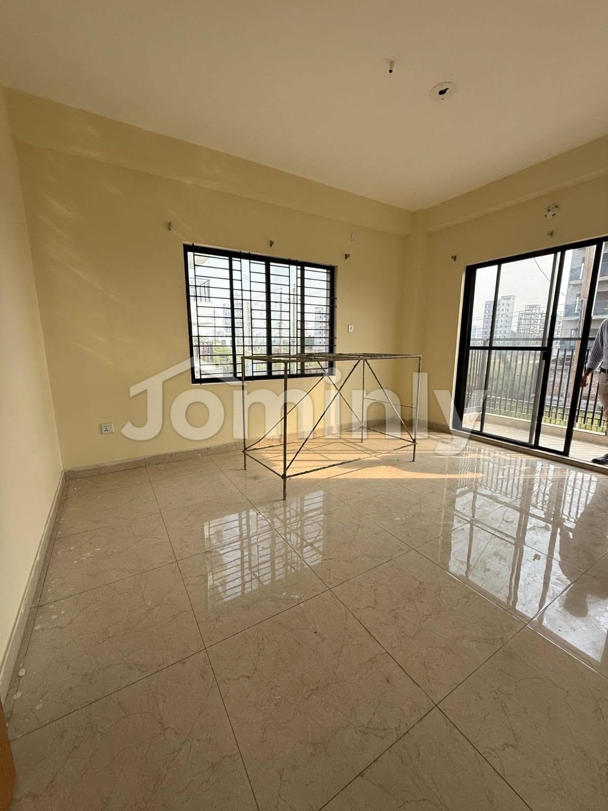1650 SQFT Brand New South-Facing Single-Unit Flats for Sale | 3rd Floor, Sector 17/1, Uttara | Near Uttara North Metro Station | 3/4 Bed, 3 Bath, 2 Balcony, Lift & Parking Included - 5
