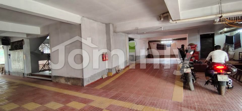 1900 Sqft 8th Floor South-Facing Ready Apartment for Sale | Near Aftabnagar B Block | 20 FT Road - 4