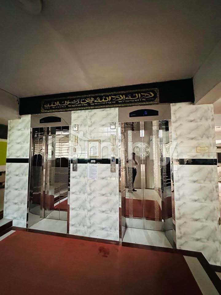 1900 Sqft 8th Floor South-Facing Ready Apartment for Sale | Near Aftabnagar B Block | 20 FT Road - 5