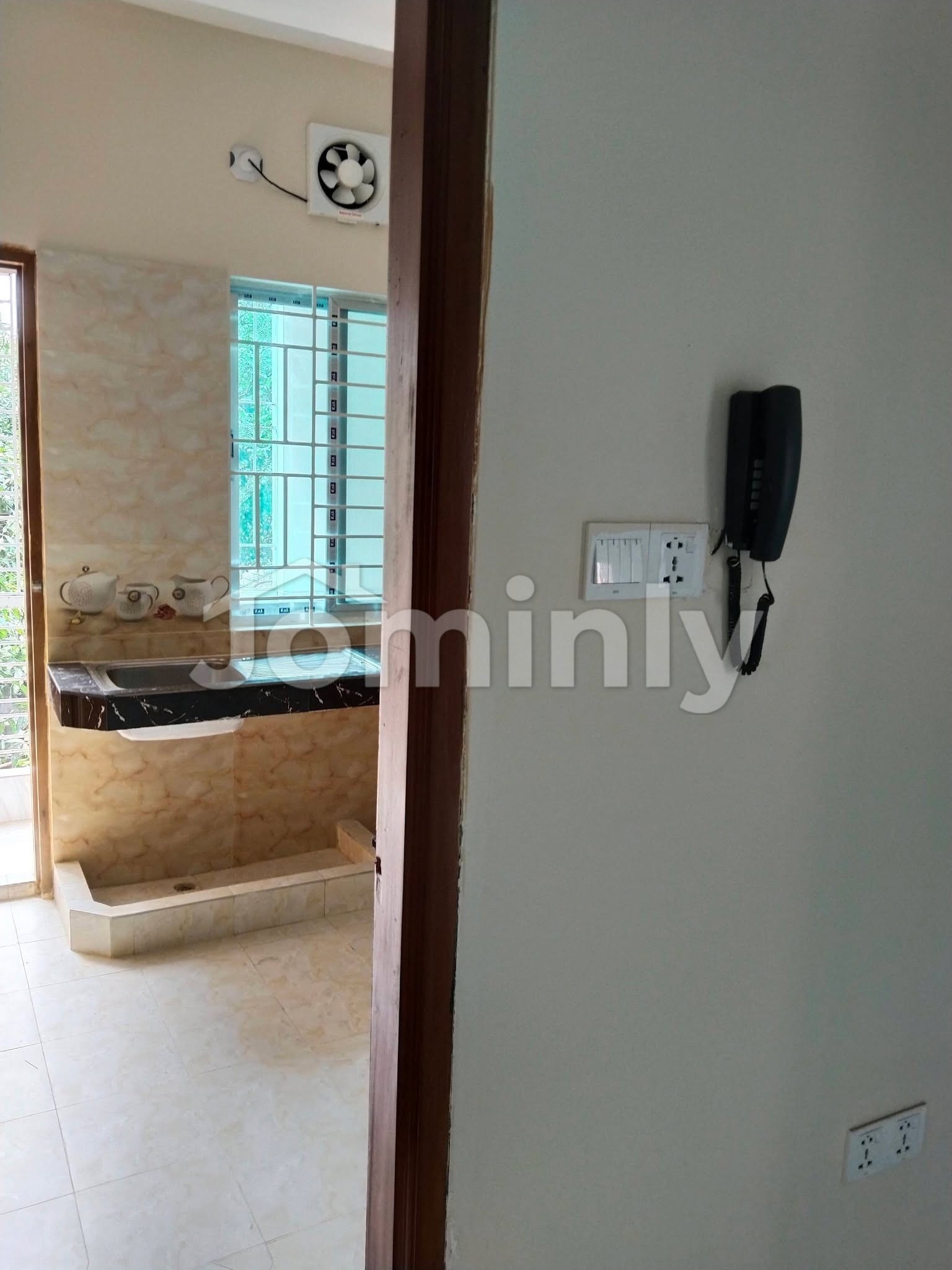 1750 Sqft Brand New Luxurious 4 BHK Flat for Sale in Banasree Block E | 2nd, 3rd & 8th Floor | South-East Facing Corner Plot | Lift & Parking Included - 3