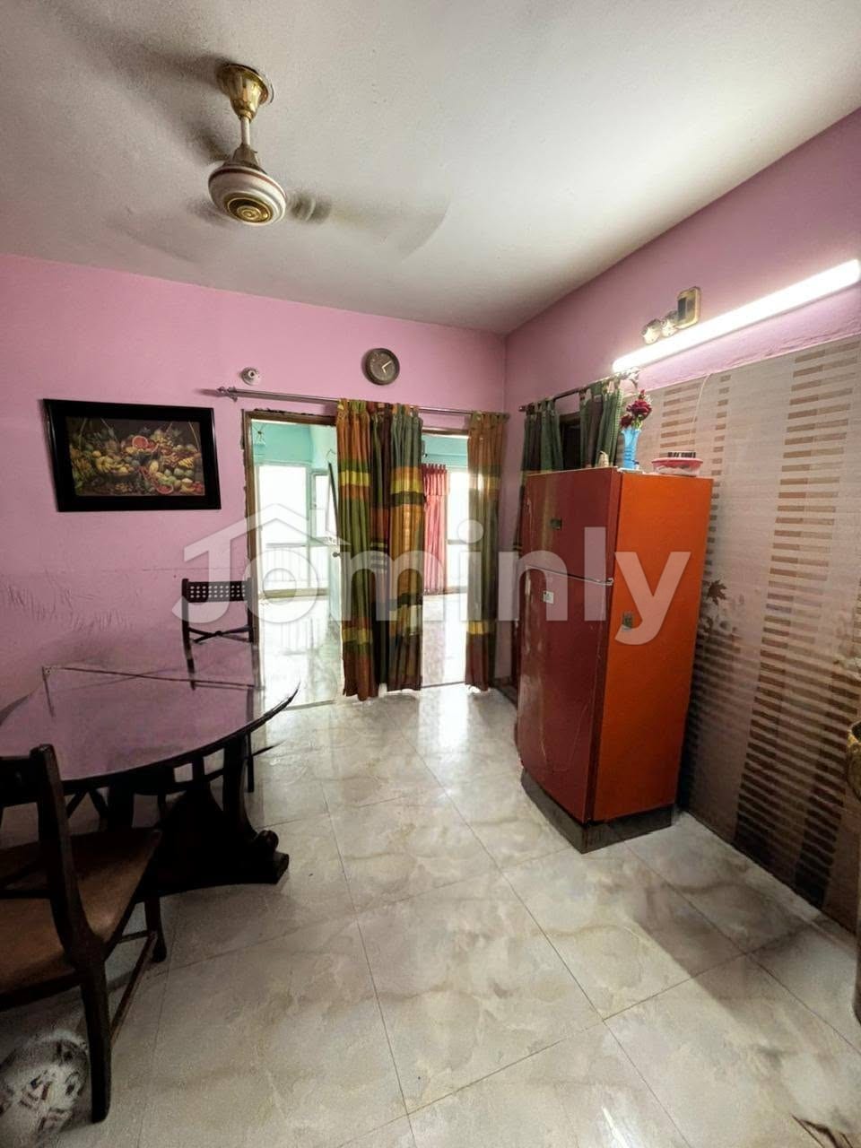 1365 Sqft Luxurious 3 BHK Used Flat for Sale in Aftabnagar Block B | 2nd & 3rd Floor | Main Avenue Road Adjacent | 2 Balconies & Lift - 4