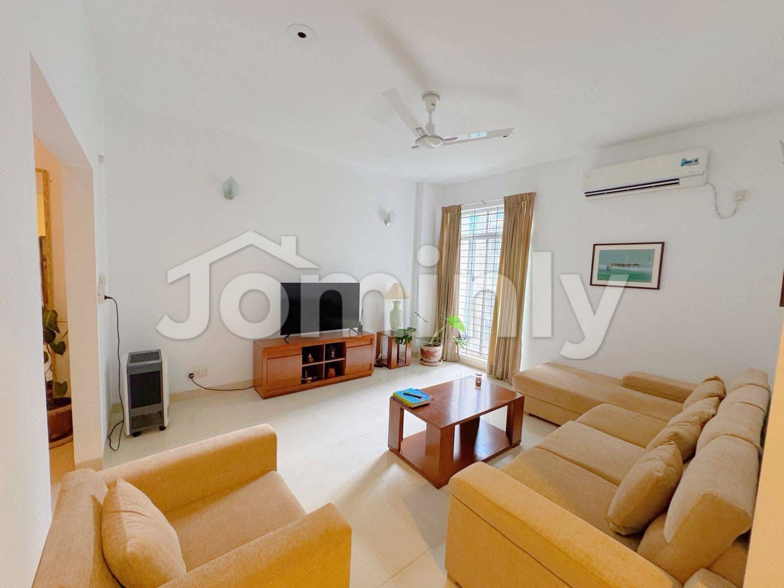 2978 SQFT Anwar Landmark South-Facing Luxury Flat for Sale | 10th Floor, North Gulshan | 3 Bed, 4 Bath, 5 Balcony & Servant Suite | Double Parking, Swimming Pool & Gym Included - 3