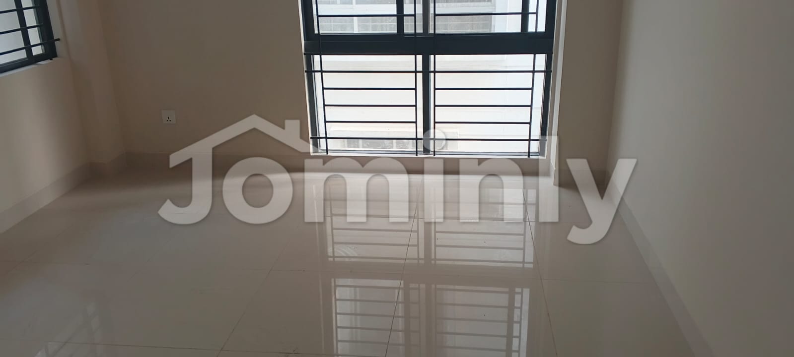 2015 SQFT 3-Bedroom Single-Unit North-Facing Apartment for Sale on 4th Floor | BTI The Boulevard, Block A, Bashundhara R/A | Road 09 - 3