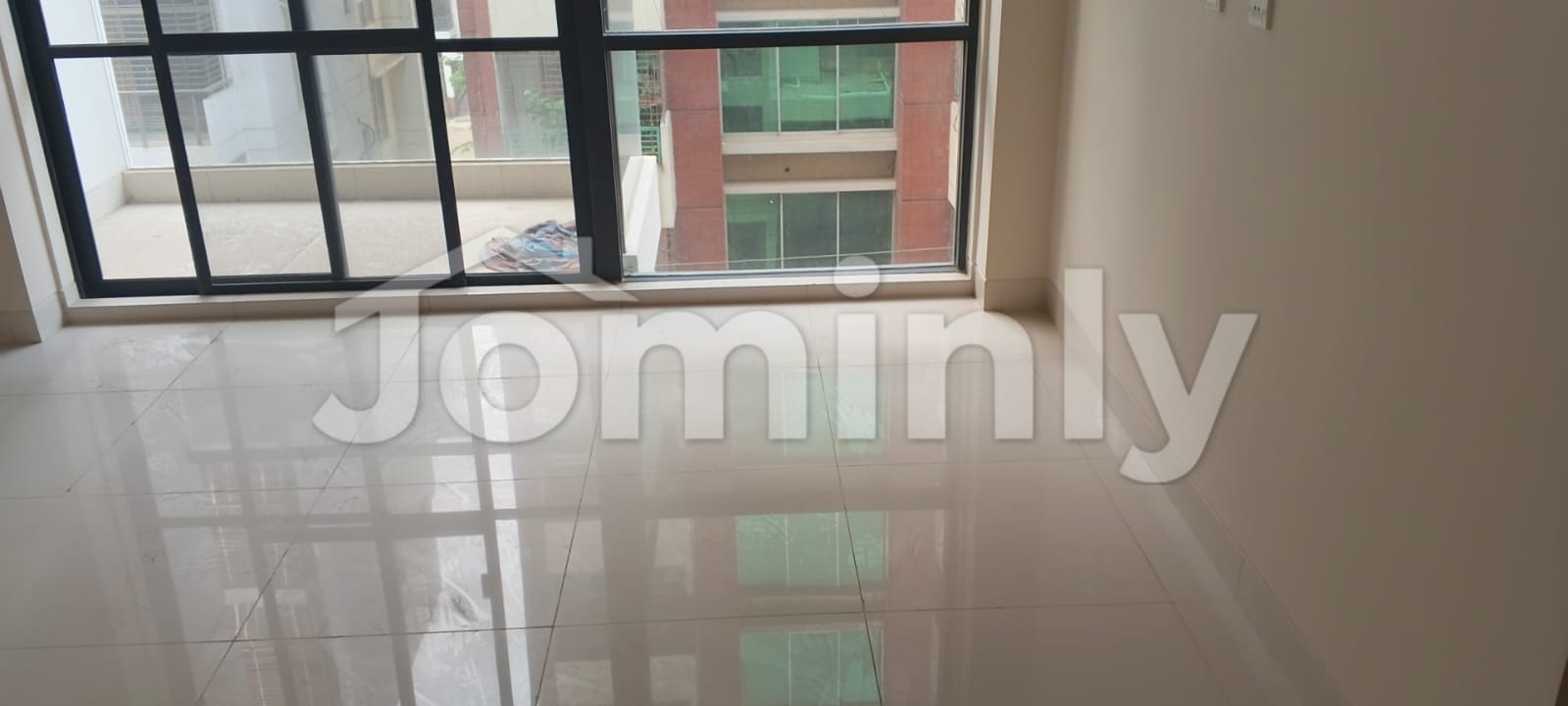 2015 SQFT 3-Bedroom Single-Unit North-Facing Apartment for Sale on 4th Floor | BTI The Boulevard, Block A, Bashundhara R/A | Road 09 - 4