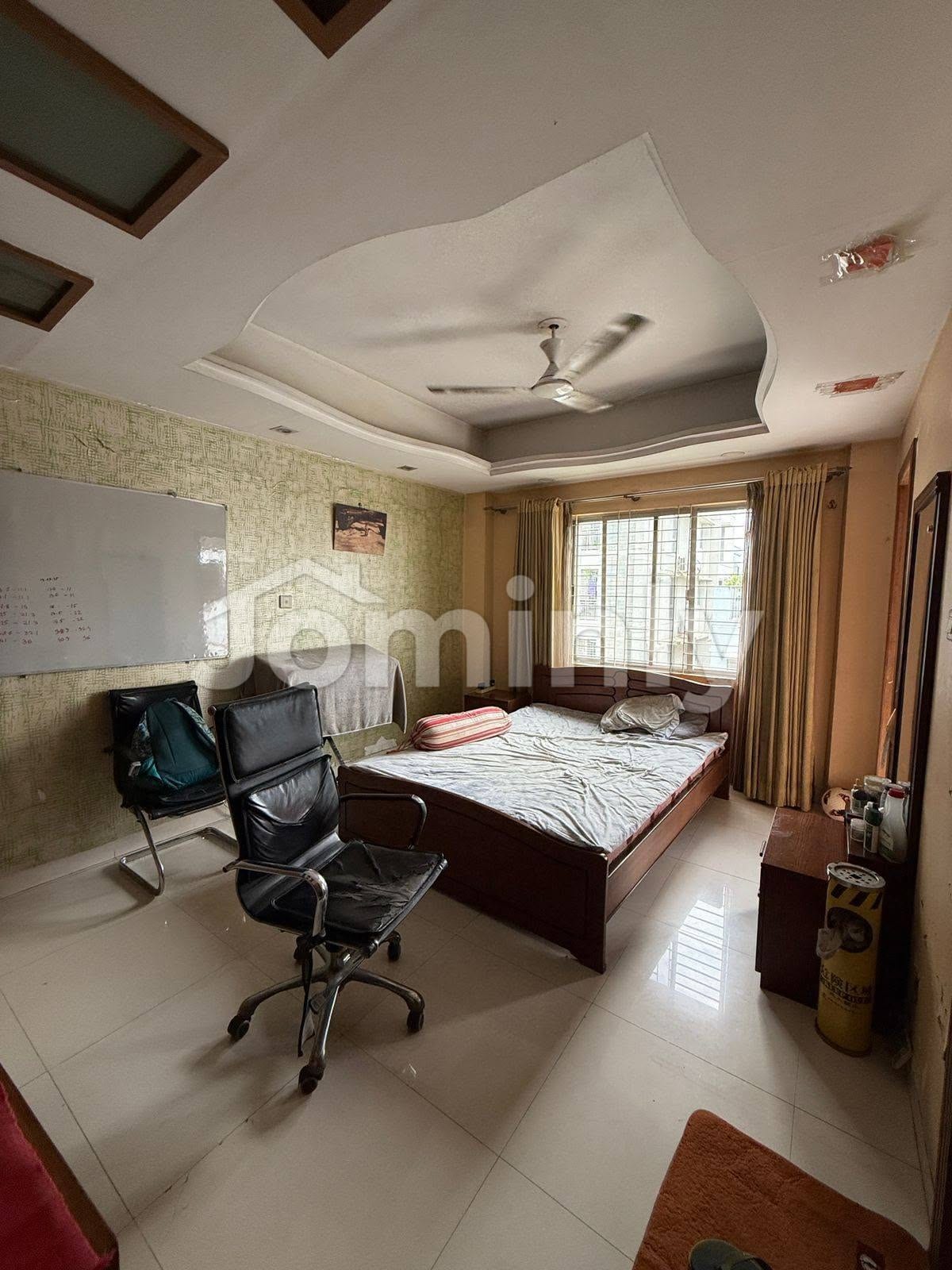 2868 SQFT Fully Decorated South-Facing Single-Unit Resale Flat with Titas Gas for Sale | 5th Floor (Top Floor), Sector 13, Uttara (Behind Jam Jam Tower) | 2 Dedicated Car Parking Spaces Included - 4