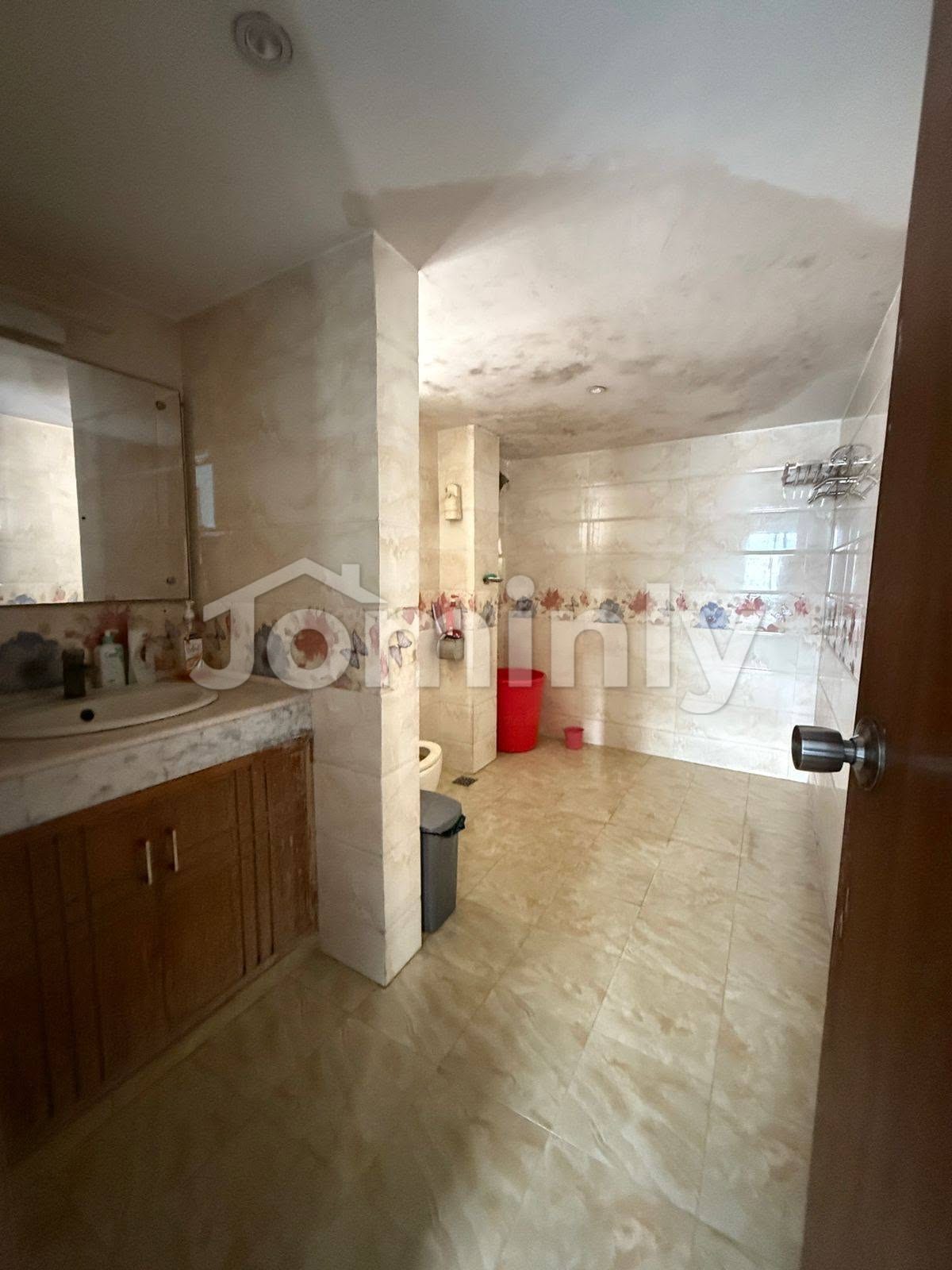 2868 SQFT Fully Decorated South-Facing Single-Unit Resale Flat with Titas Gas for Sale | 5th Floor (Top Floor), Sector 13, Uttara (Behind Jam Jam Tower) | 2 Dedicated Car Parking Spaces Included - 5