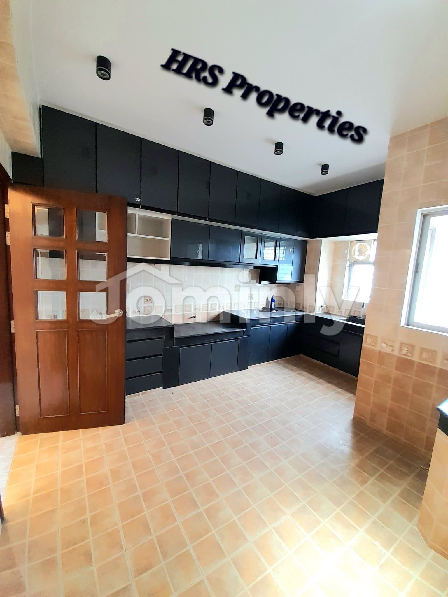 4200 SQFT Luxury Interior Single-Unit Resale Flat for Sale | 5th Floor, North Banani | 4 Bed, 4 Bath, 4 Balcony | 2 Parking Spaces, Swimming Pool & Gym Included - 5