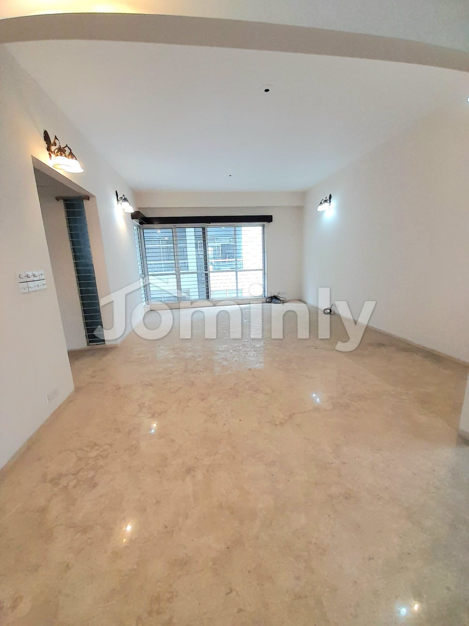 3800 SQFT Brand New Corner Flat for Sale | 3rd Floor, Baridhara Diplomatic Zone | 4 Bed, 4 Bath, 4 Balcony & Servant Suite | Double Parking & Community Hall - 2