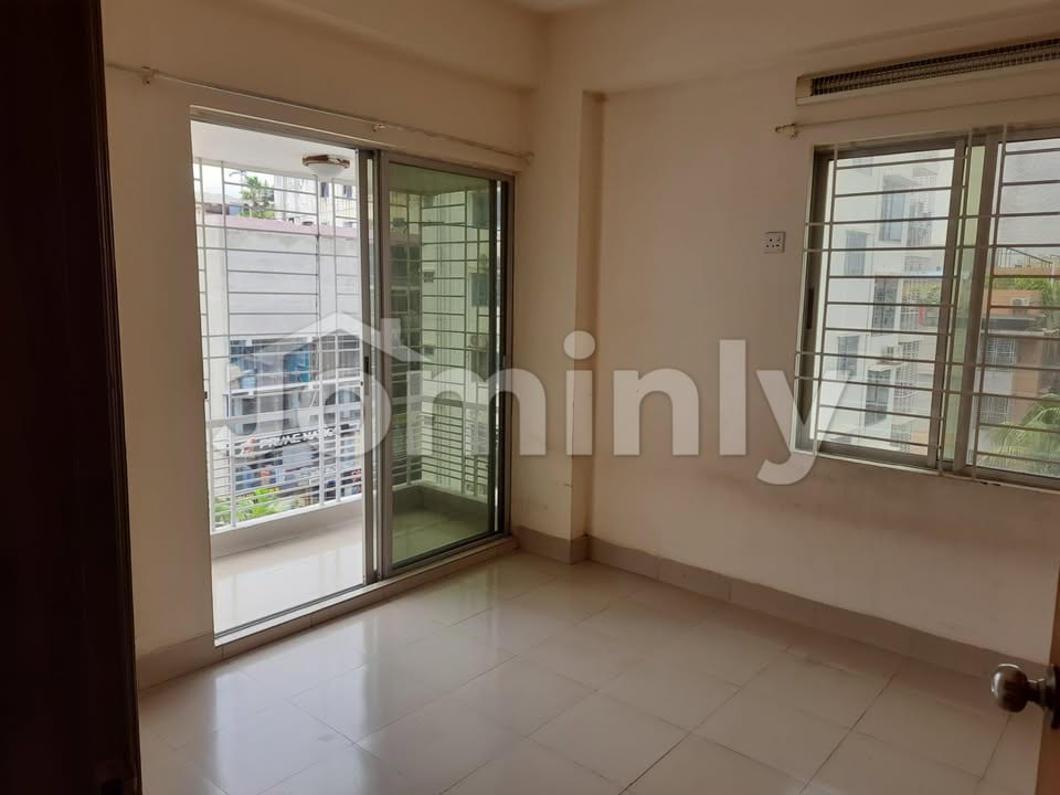 1245 SQFT Luxury Flat for Sale with Titas Gas & Parking | 2nd Floor, Pallabi North, Mirpur | Near Pallabi Metro Rail Station | Built on 10 Katha Plot - 4