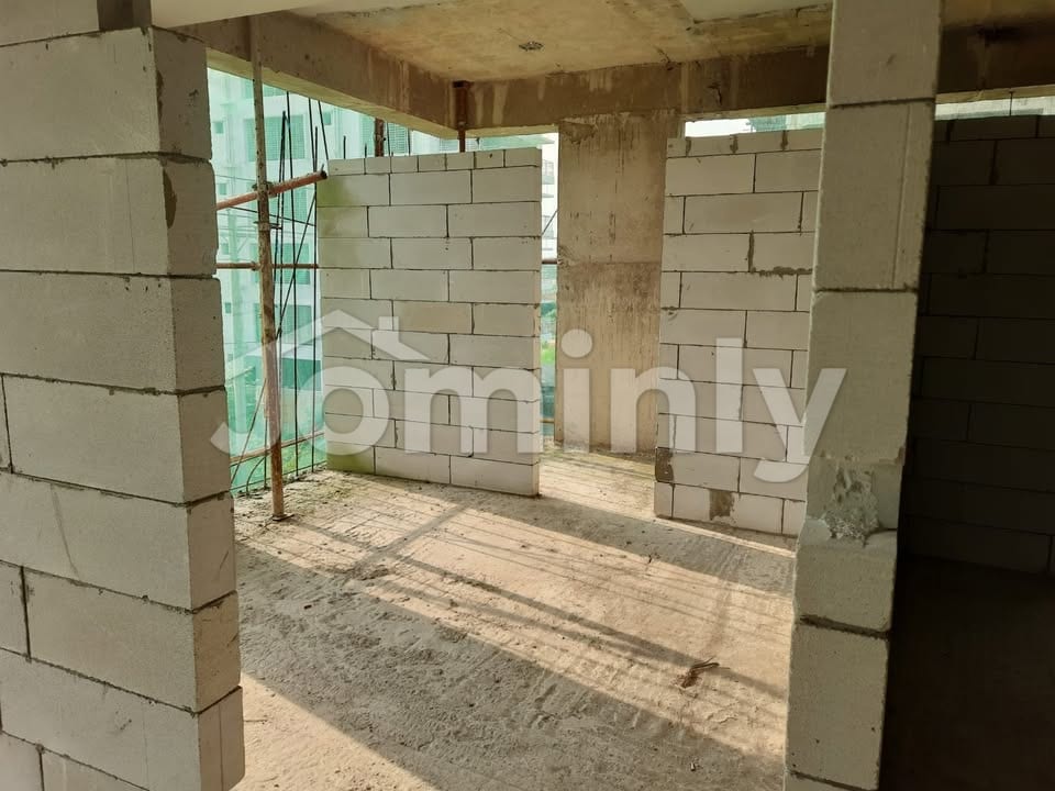 2850 SQFT Ultra-Luxury Single-Unit Feel Apartment for Sale | 1st Floor, Sector 17, Jolshiri Abashon | 4 Bed, 5 Bath, 5 Verandahs & Servant Suite | Rooftop Swimming Pool & Garden - 3