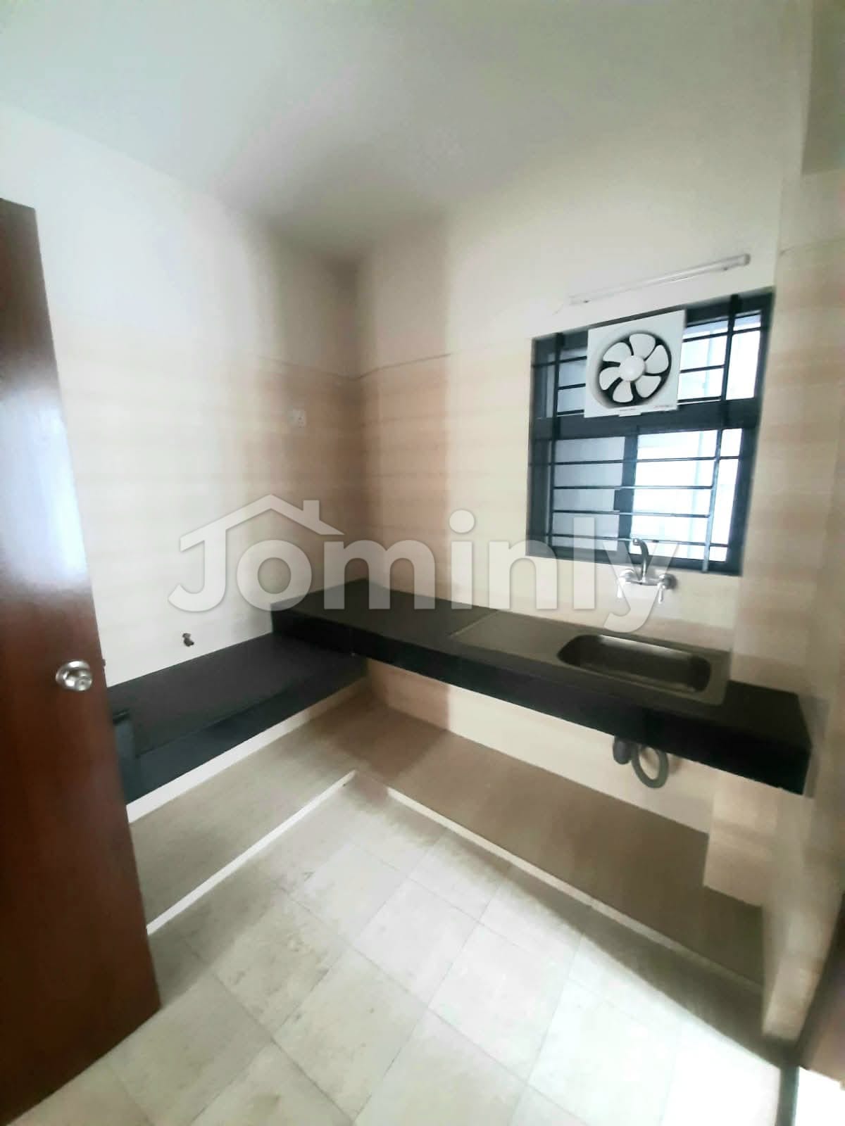 1711 SQFT 3-Bedroom Brand New Apartment for Sale on 4th Floor | ECB Chattar, Dhaka | Swimming Pool & Gym Included - 5