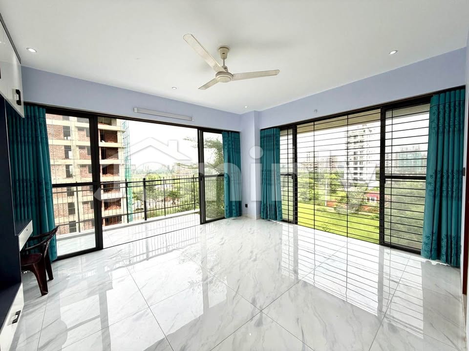 2400 Sqft Luxury South-East Corner Ready 4 BHK Flat with Terrace for Sale in Bashundhara Block M | 5th Floor | Fair Face Single Unit Building | Lift & 120 Sqft Parking - 3