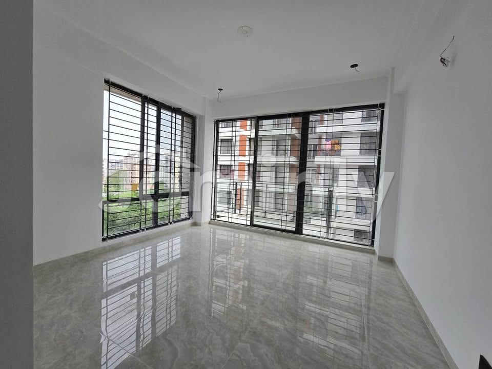 2238 Sqft Brand New Luxury 3 BHK Single Unit Flat for Sale in Bashundhara R/A Block L | 4th Floor (Level 4) | South-Facing Fair Face Building | Afroza Avenue Road - 3