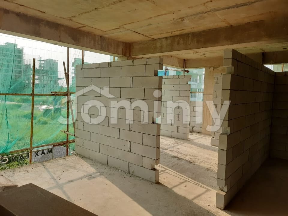 2850 SQFT Modern Luxury Apartment for Urgent Sale | Jolshiri Sector-17 | 2nd Floor | 4 Beds, 5 Baths, 5 Verandahs & Rooftop Swimming Pool