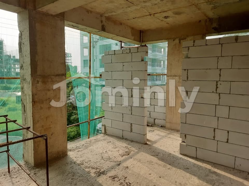 2850 SQFT Modern Luxury Apartment for Urgent Sale | Jolshiri Sector-17 | 2nd Floor | 4 Beds, 5 Baths, 5 Verandahs & Rooftop Swimming Pool - 2