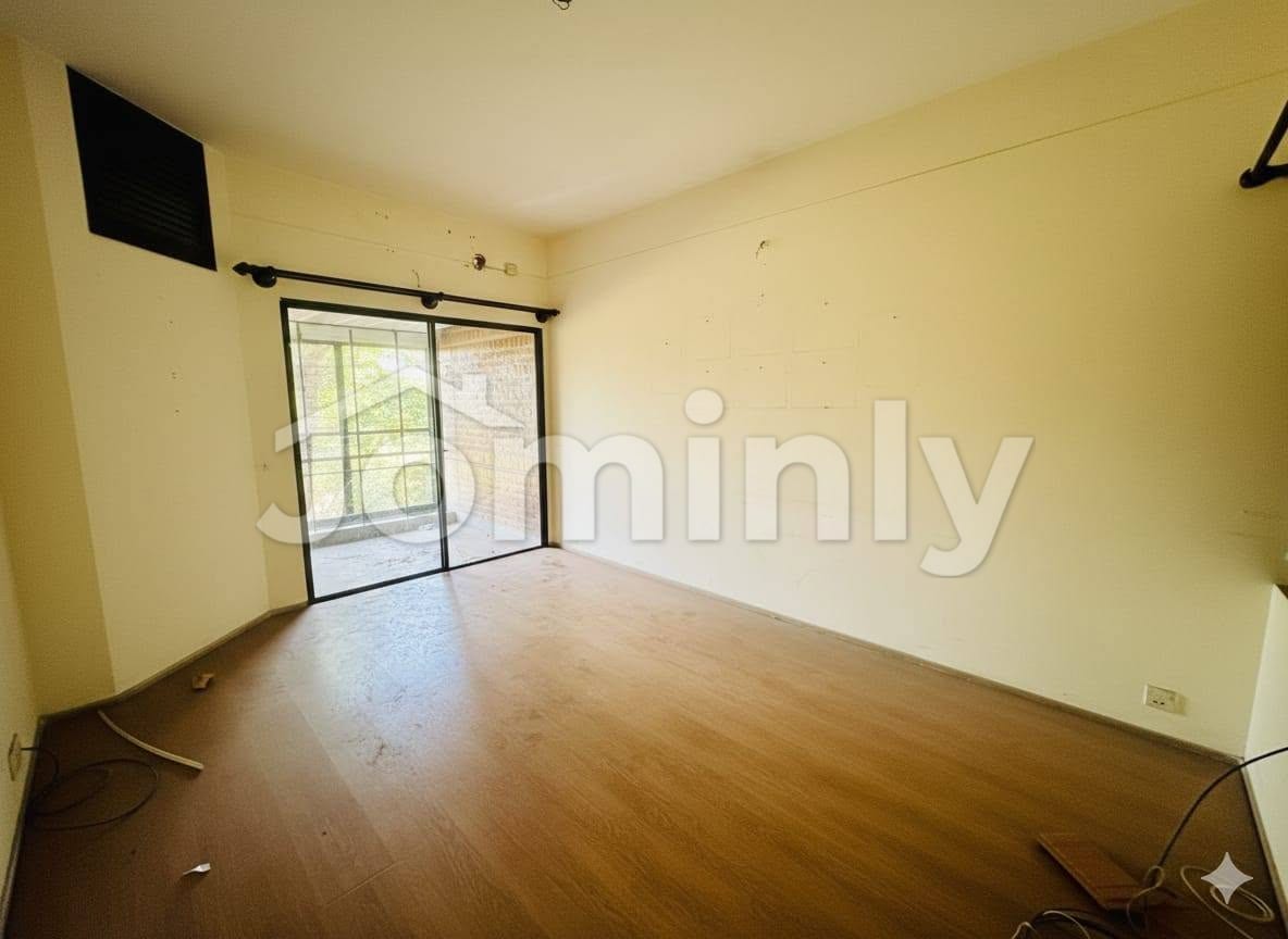 2439 SQFT Urgent Used Apartment for Sale | Road-12/A, Dhanmondi R/A | 3rd Floor | 4 Beds, 4 Baths & 2 Car Parkings - 3