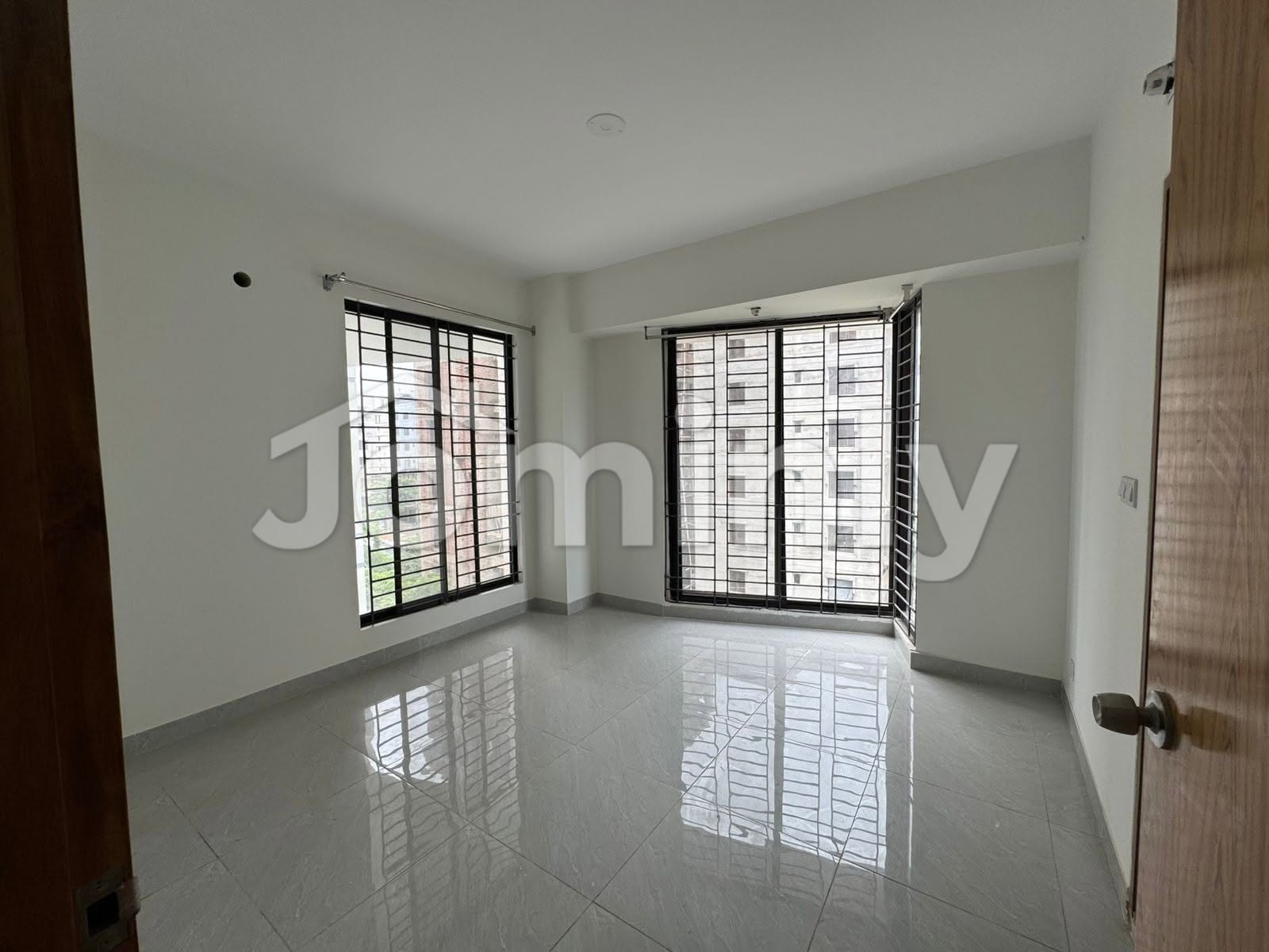 2300 Sqft Premium South-Facing 4 BHK Apartment for Rent in Bashundhara R/A | 4th Floor | Mosque & Community Room Access | Lift, Generator & Parking - 5