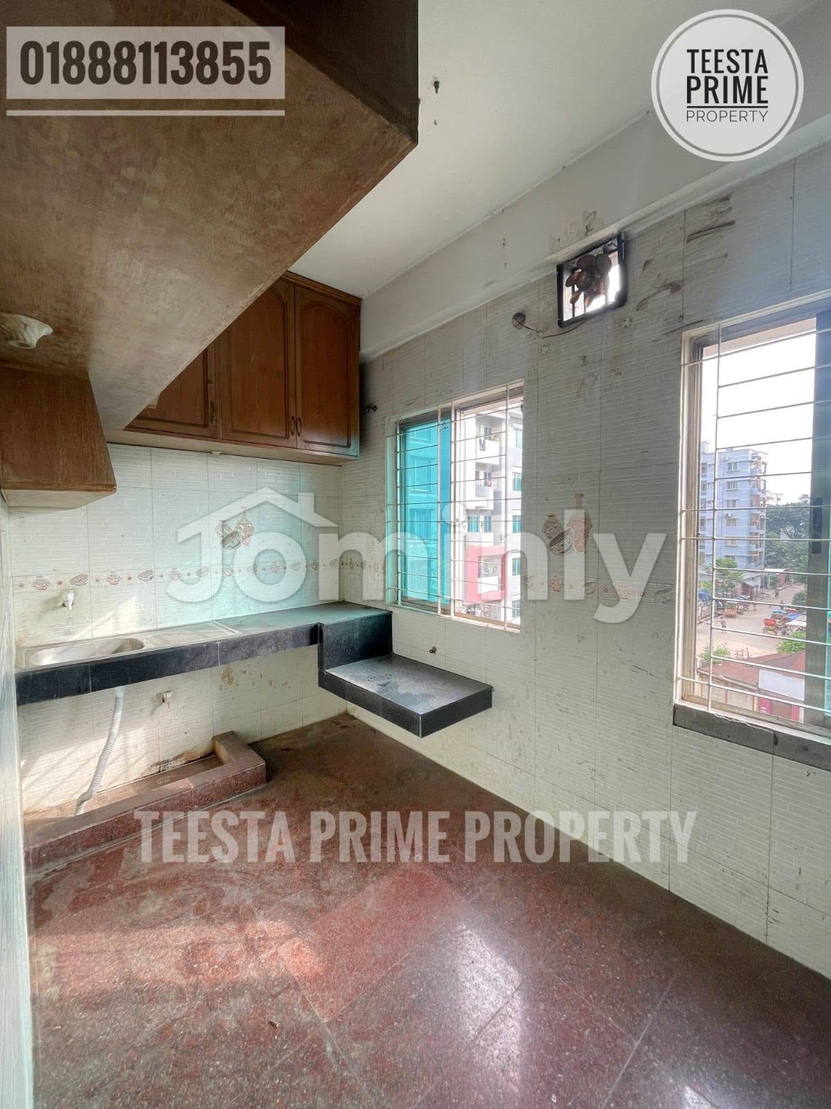 1625 Sqft South-Facing Ready 3 BHK Apartment for Sale in Uttara Sector 10 | Road 24 | Single Unit Floor (G+6) | Service Lift, Generator & Parking - 4