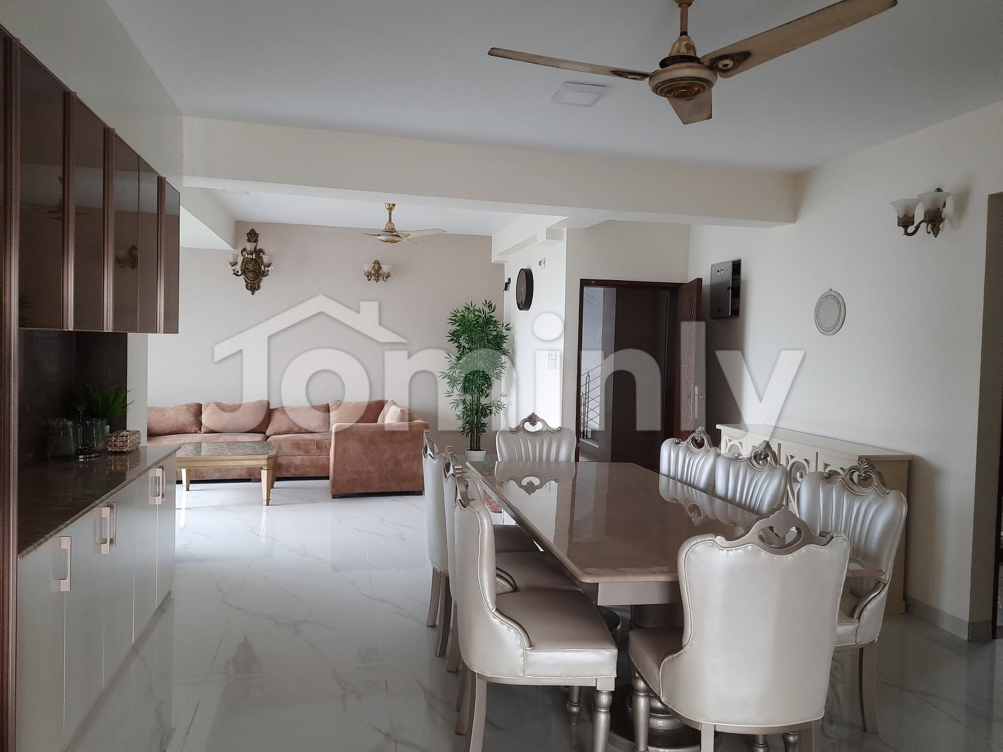 Luxurious Ready 2,360 SQFT 4-Bedroom Apartment for Sale in Bashundhara R/A | Block-M