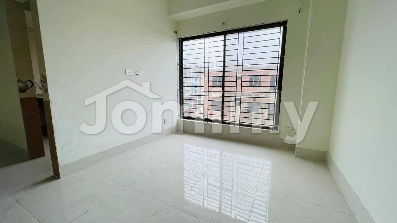 1330 Sqft South-Facing Ready Flat for Sale | Chondrima Model Town, Mohammadpur | 3 Beds & 3 Baths | Road Width Not Specified - 2