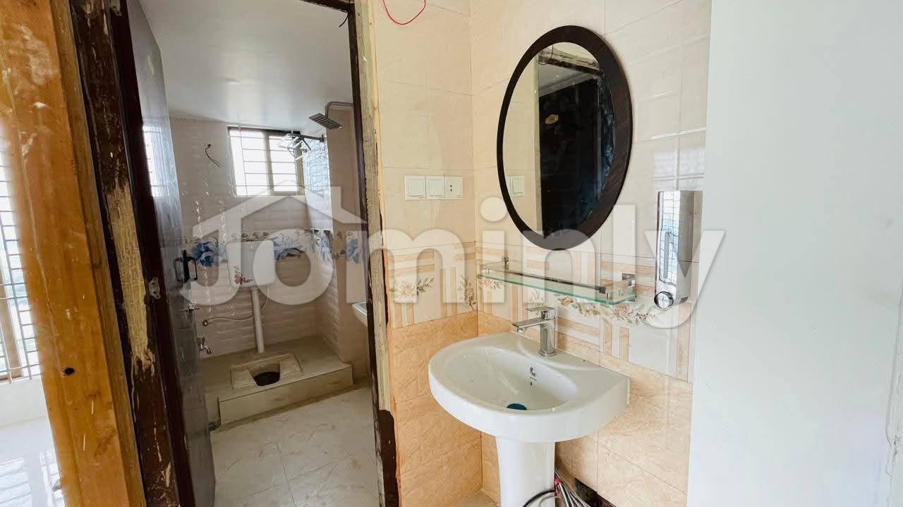 1330 Sqft South-Facing Ready Flat for Sale | Chondrima Model Town, Mohammadpur | 3 Beds & 3 Baths | Road Width Not Specified - 3