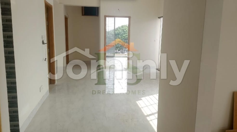 Modern 1925 SQFT South-Facing Single Unit Corner Apartment for Sale | Road 8/A, Dhanmondi | Top Floor (G+8 Building) | 3 Beds, 3 Baths, 3 Balconies & Dedicated Car Parking - 2