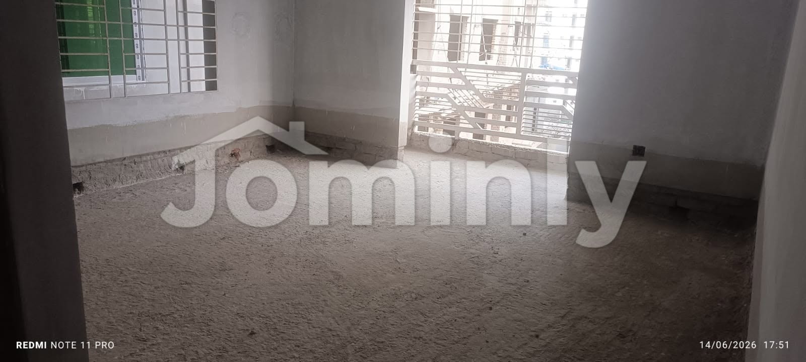 1620 Sqft South-Facing Semi-Ready Flat for Sale | 7th Floor | Nobinogor Housing, Mohammadpur | 40 FT Road - 5