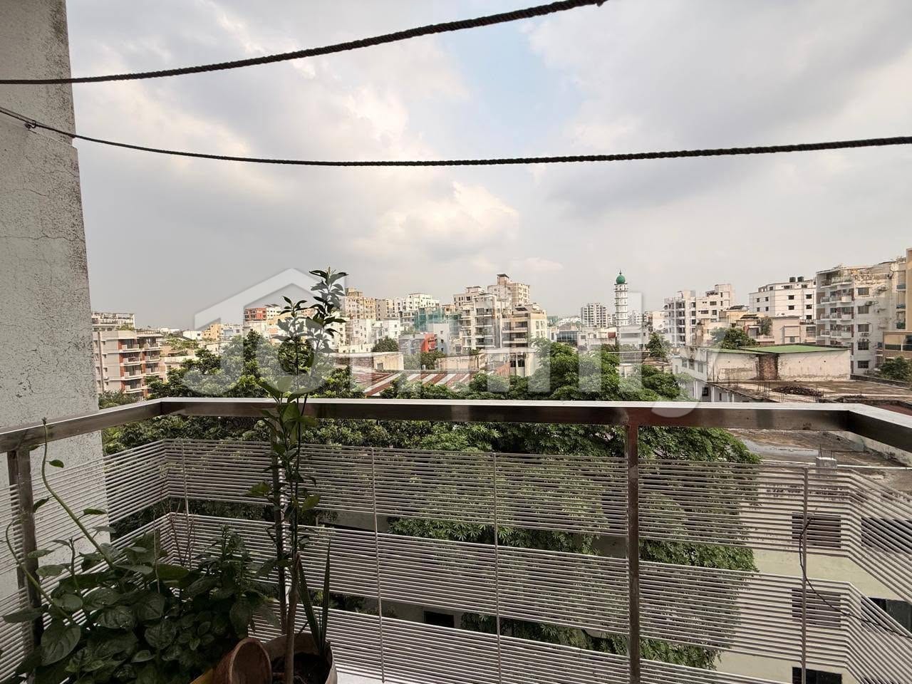 1720 Sqft South-Facing Single Unit Flat for Sale | 7th Floor | Iqbal Road, Mohammadpur | 3 Beds & 4 Baths - 3
