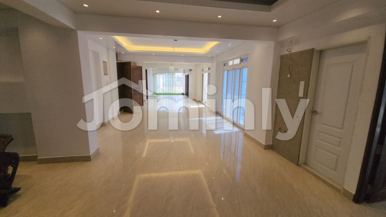 Luxurious 3,992 SQFT 4-Bedroom Brand New Apartment for Rent on 3rd Floor in Baridhara | Road 1 | 2 Garages