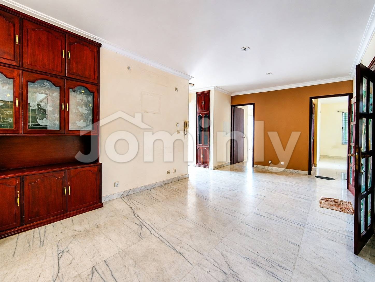 Ultra-Luxurious 2883 SQFT Full Interior Apartment for Sale | North Banani, Dhaka | Level 6 | 4 Beds, 5 Baths, 3 Balconies, Servant Room, Swimming Pool, Gym & Dedicated Parking - 5
