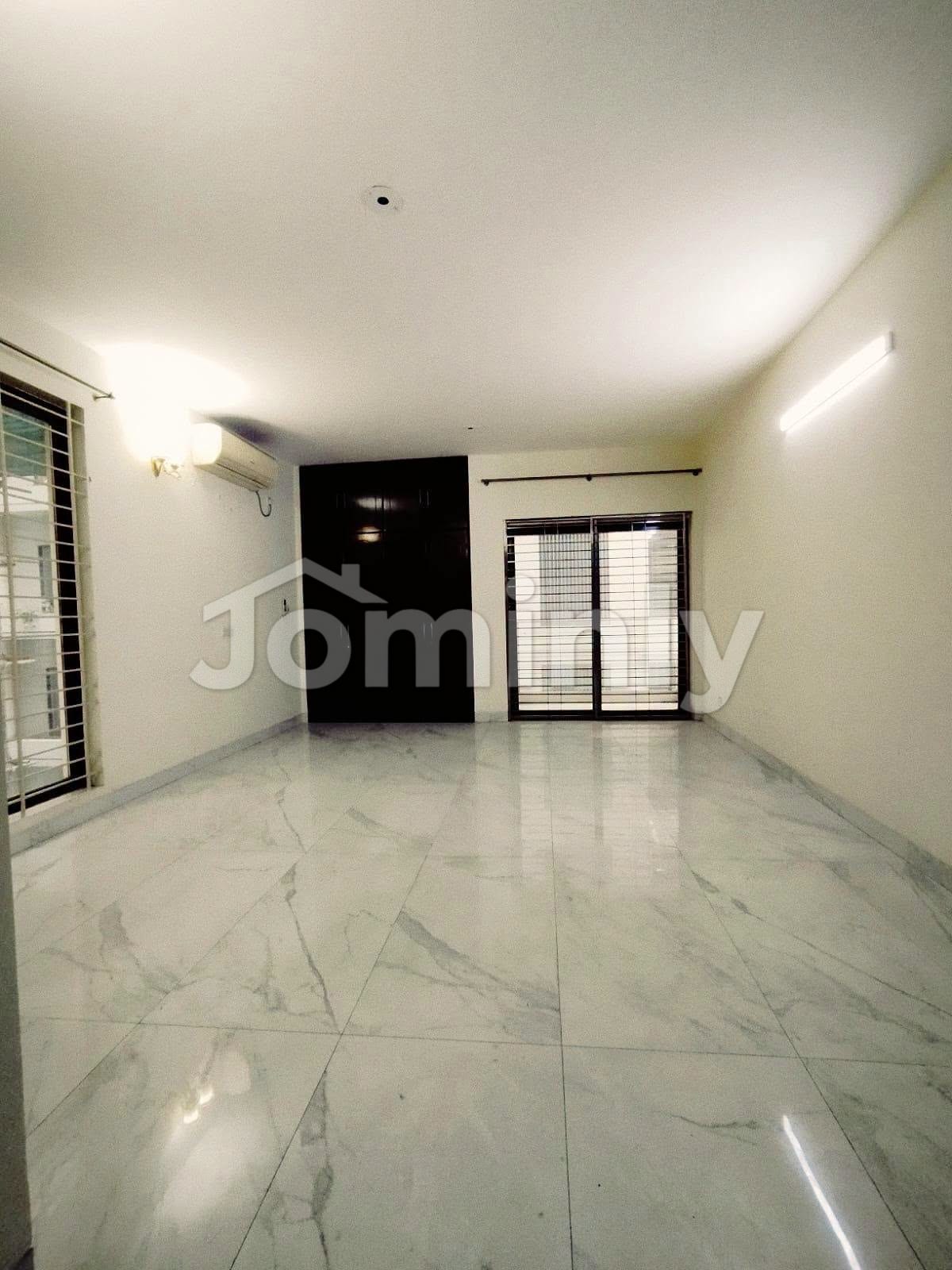 Spacious 4,600 SQFT Commercial Office Space for Rent in Gulshan | 4 Executive Rooms | 24/7 Power Backup - 5