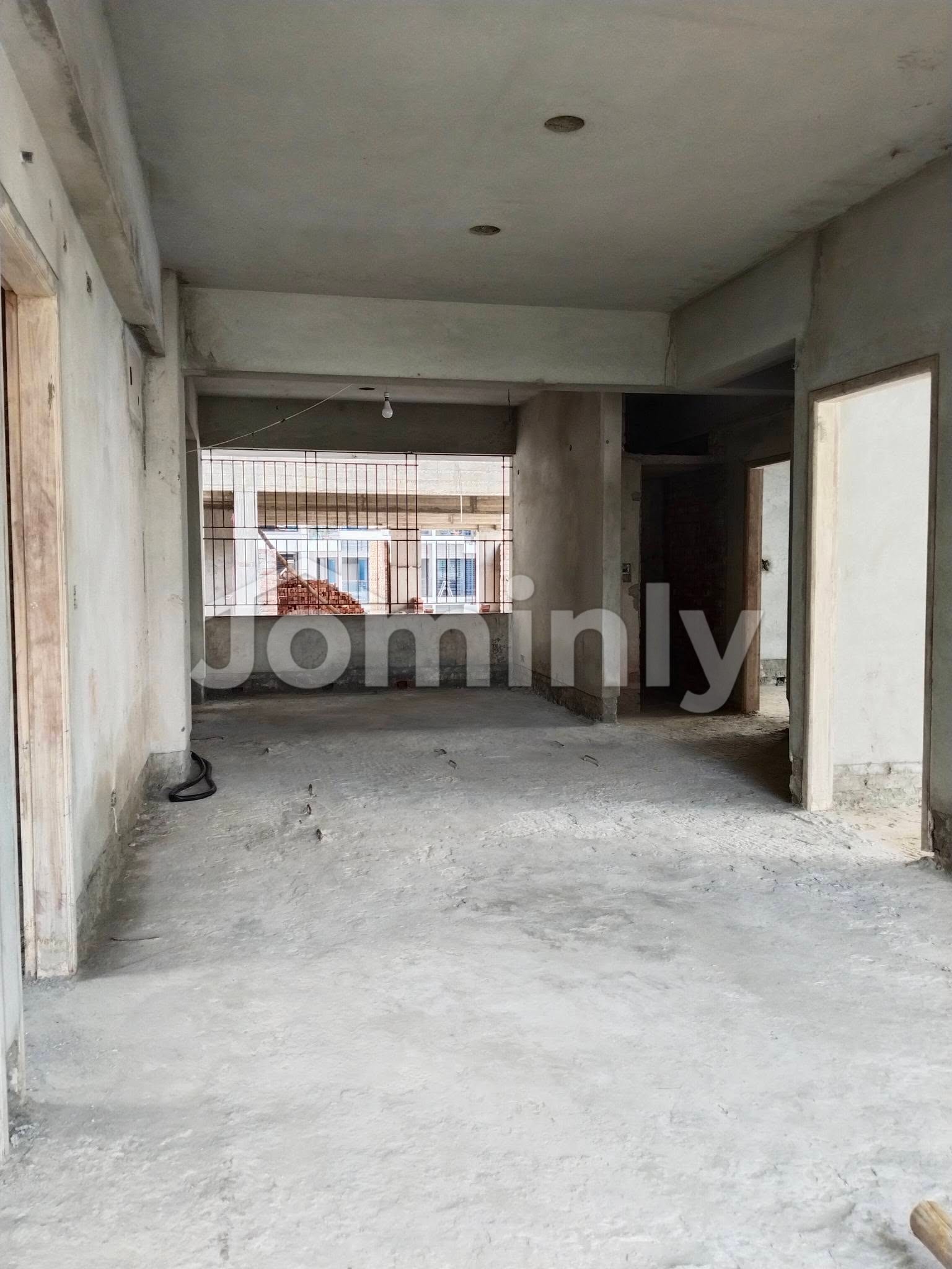 2000 SQFT South-Facing Single Unit Luxury Apartment for Sale | Block L, Bashundhara R/A | Level 6 | South Facing | 3 Beds, 4 Baths, 3 Verandas, Servant Toilet, Rooftop Garden & Dedicated Parking - 2