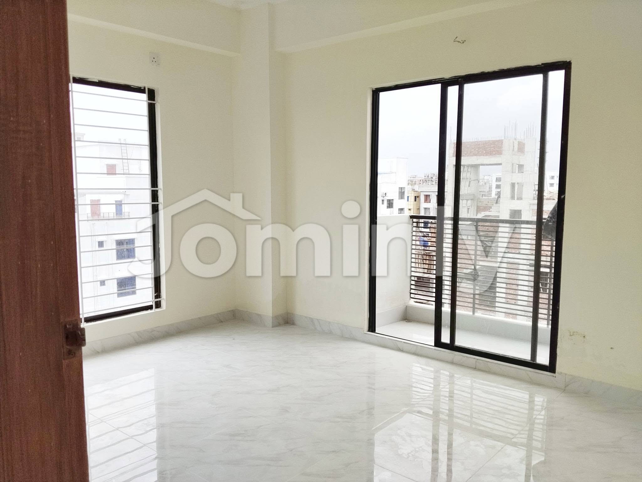 1550 SQFT Single Unit Top-Floor Apartment | Block L, Bashundhara R/A | Level 7 | 3 Beds, 3 Baths, 2 Verandas, Lift, Generator & 24/7 Security - 5