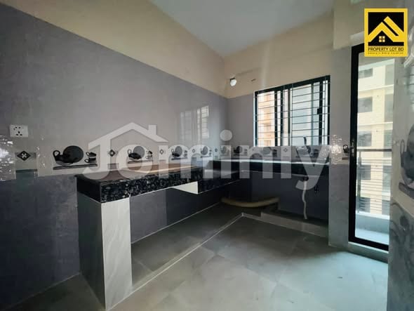 Spacious 2200 Sqft 4 BHK Apartment for Rent in Bashundhara R/A - 2