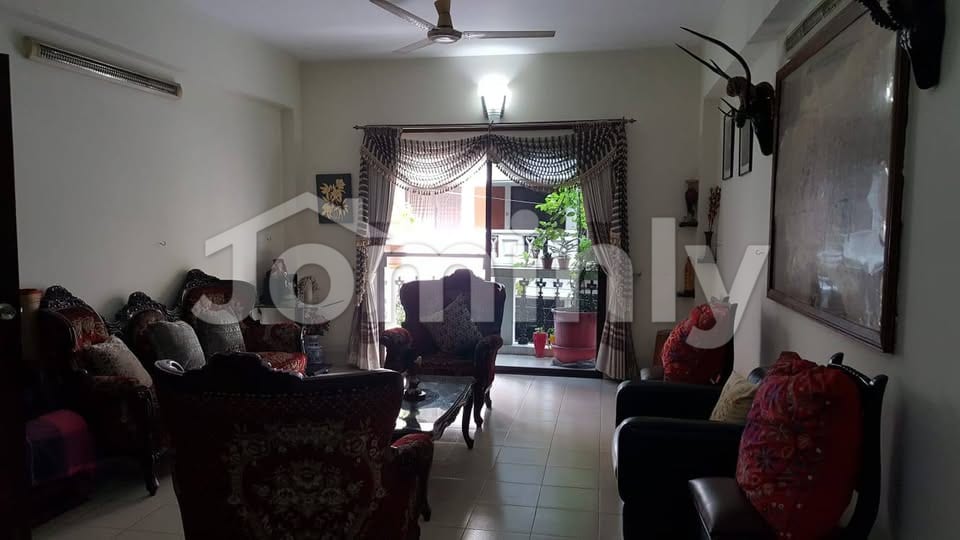 2700 Sqft Office Space / Residential Apartment for Rent in Baridhara DOHS